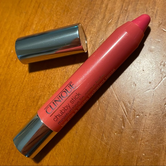 CLINIQUE Chubby Stick Moisturizing Lip Color Balm - Picture 6 of 16